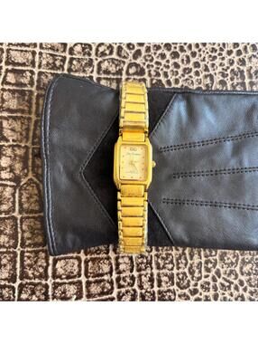 VINTAGE LEE CARDEEN WATCH